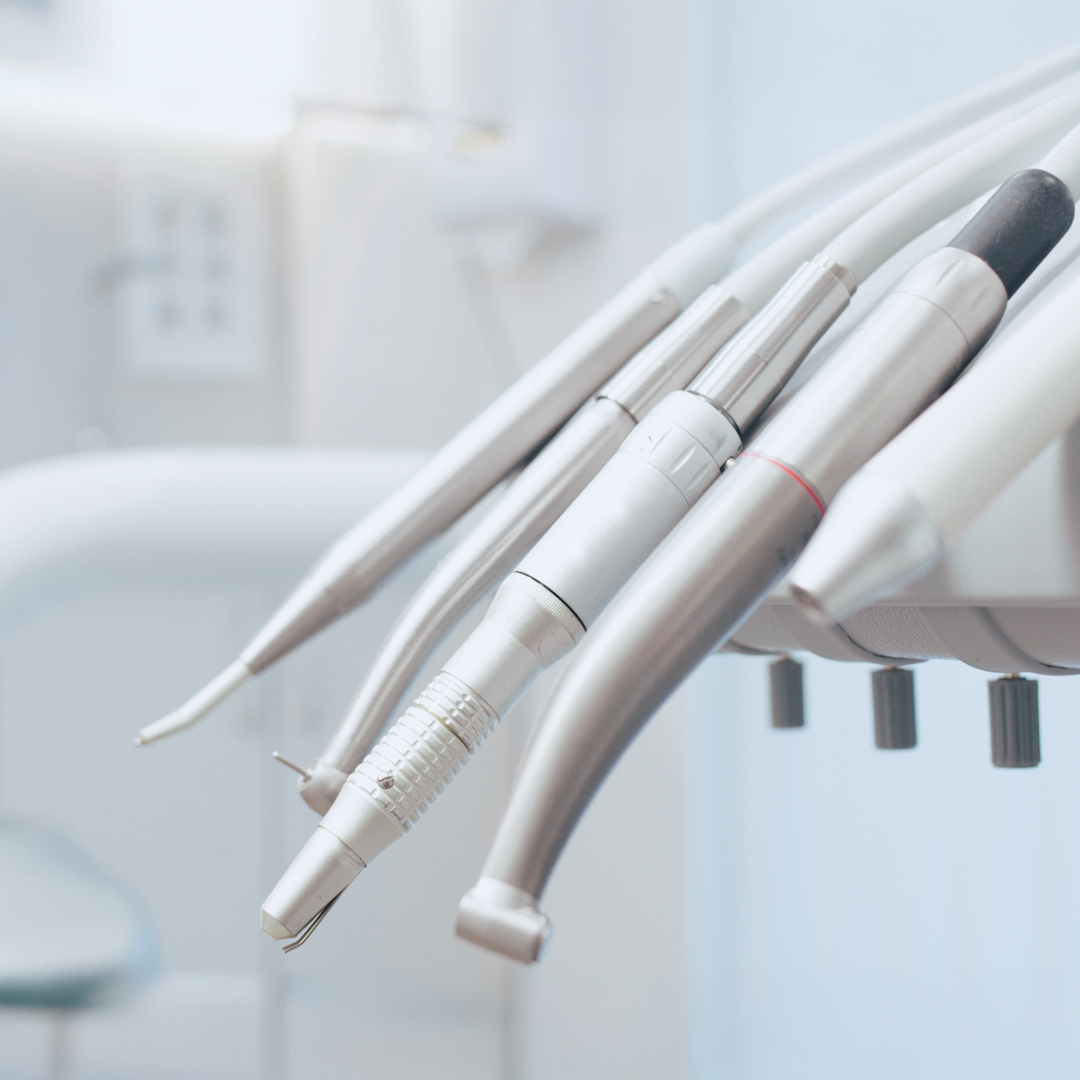 immagine strumenti dentista milano centro